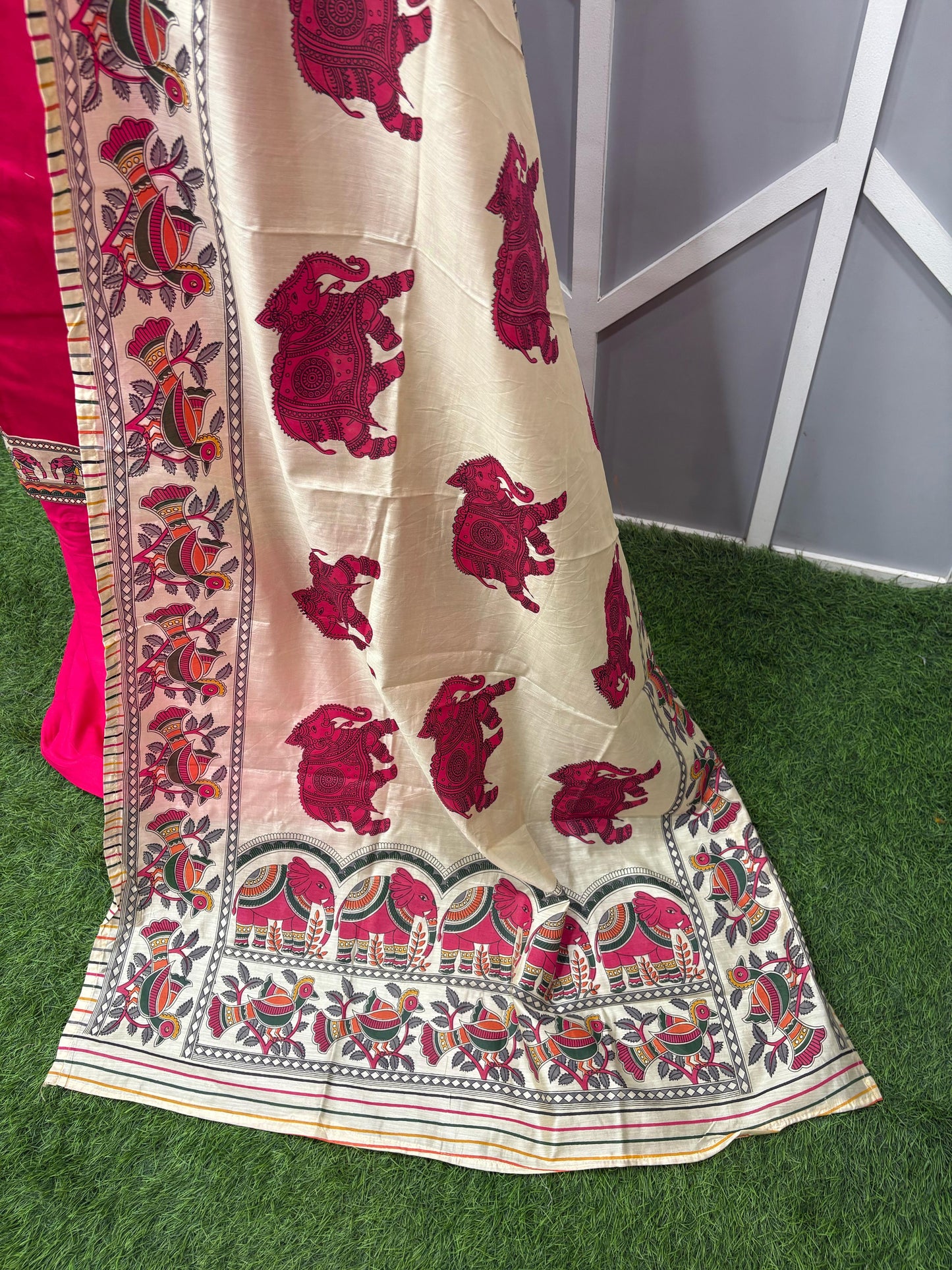 Glaze Cotton Suit With Handwork On Yolk And Kalamkari