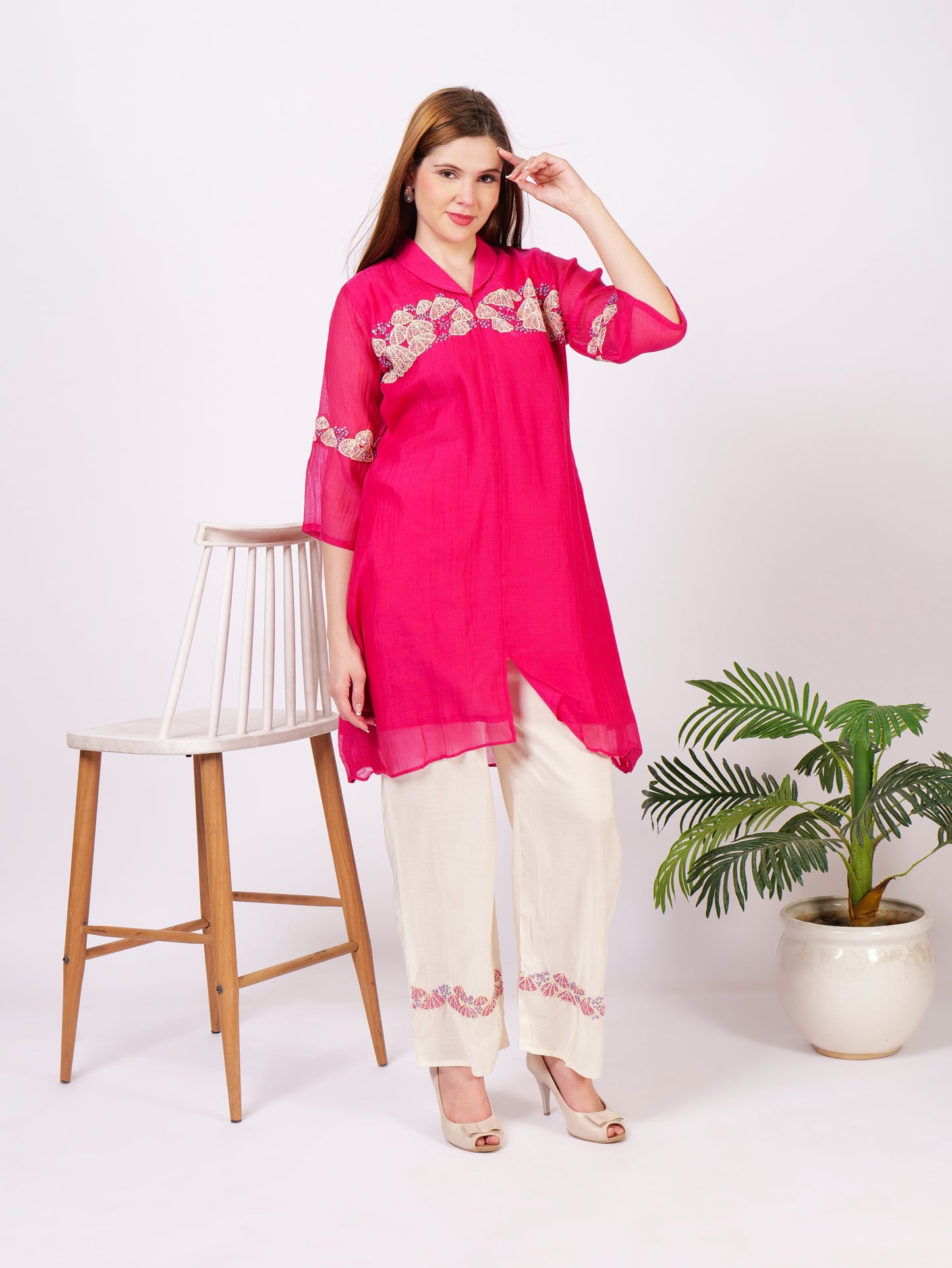 Mul Cotton Kurti Pants With Thread Embroidery